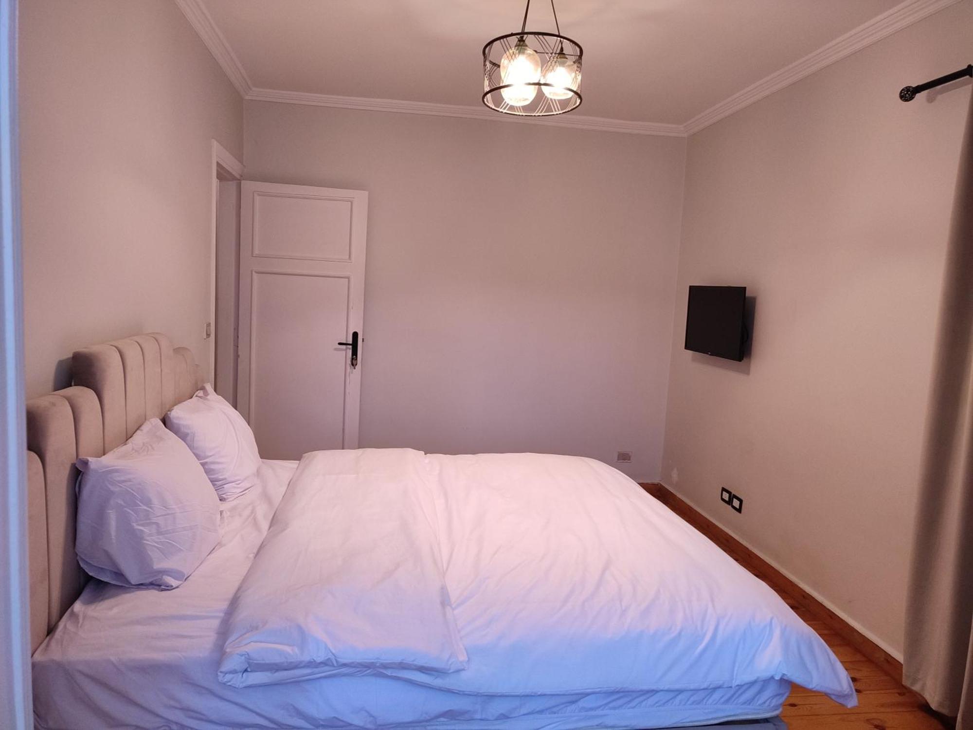 Apartment فاخره هادئه Cairo